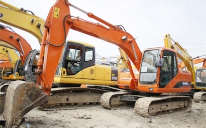 二手挖掘機(jī)進(jìn)口報關(guān)代理公司推薦